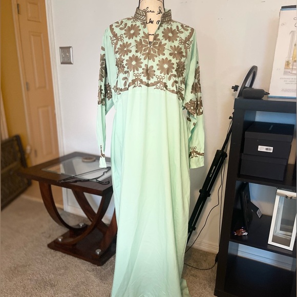 New- Handmade Kaftan from India in Mint Green Floral Embroidered Dress size 3XL - Picture 13 of 15